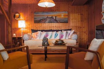 Vacation House for 8 Guests in Saint-Gingolph, Lake Geneva, Picture 1