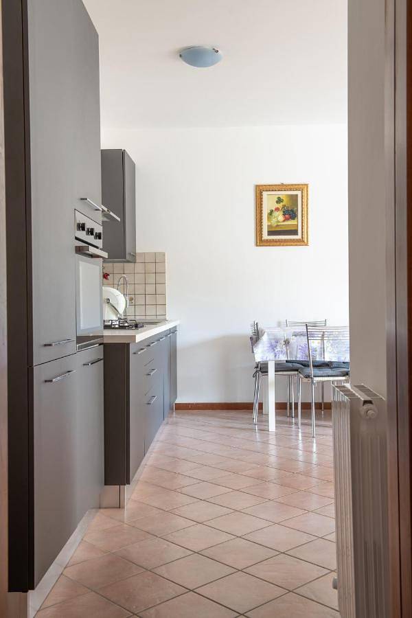 Appartamento intero, Two-Bedroom Apartment in Sarnano, Parco nazionale dei Monti Sibillini