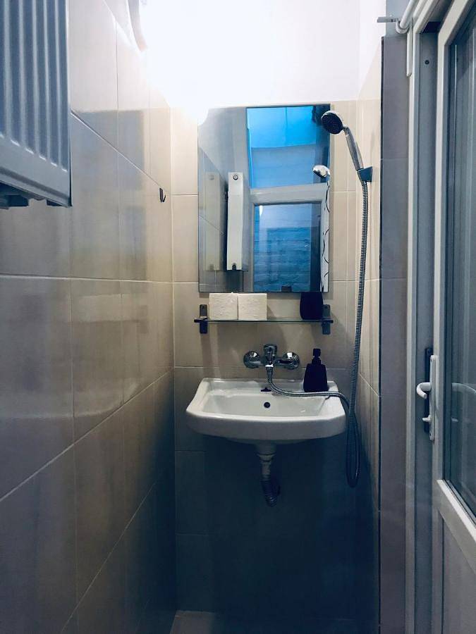 Maison d’hôte pour 3 personnes, avec terrasse à Bucarest - 3