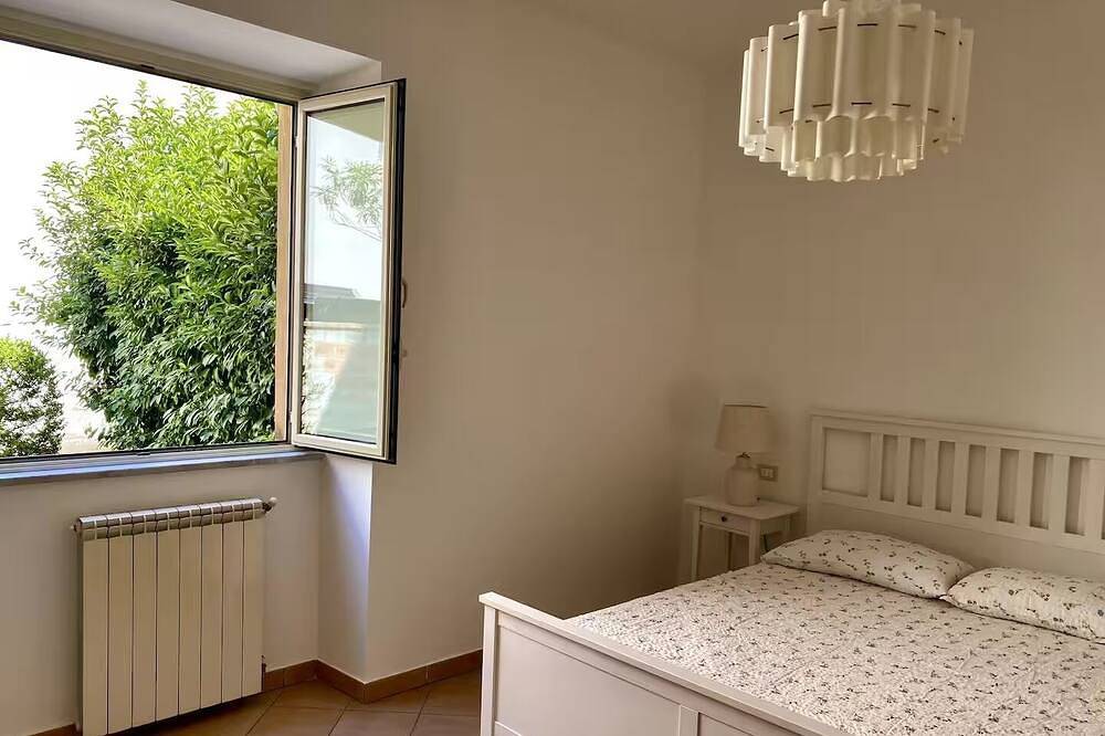 Entire apartment, The Secret Garden in Capo d'Orlando, Messina Province