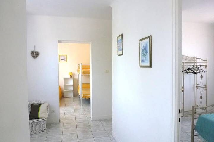 Location de vacances pour 9 personnes, avec terrasse et jardin à Saint-Julien-de-Lampon - 3