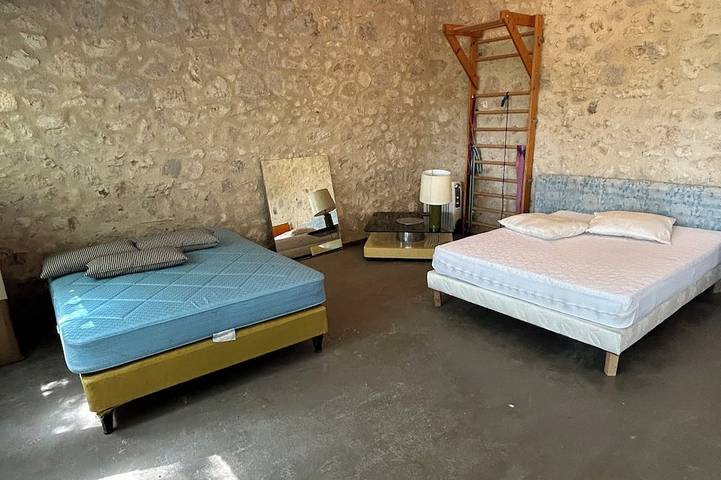 Mas provençal with tennis court, swimming pool and games and sports room in Velaux, Mediterranean Coast (France)