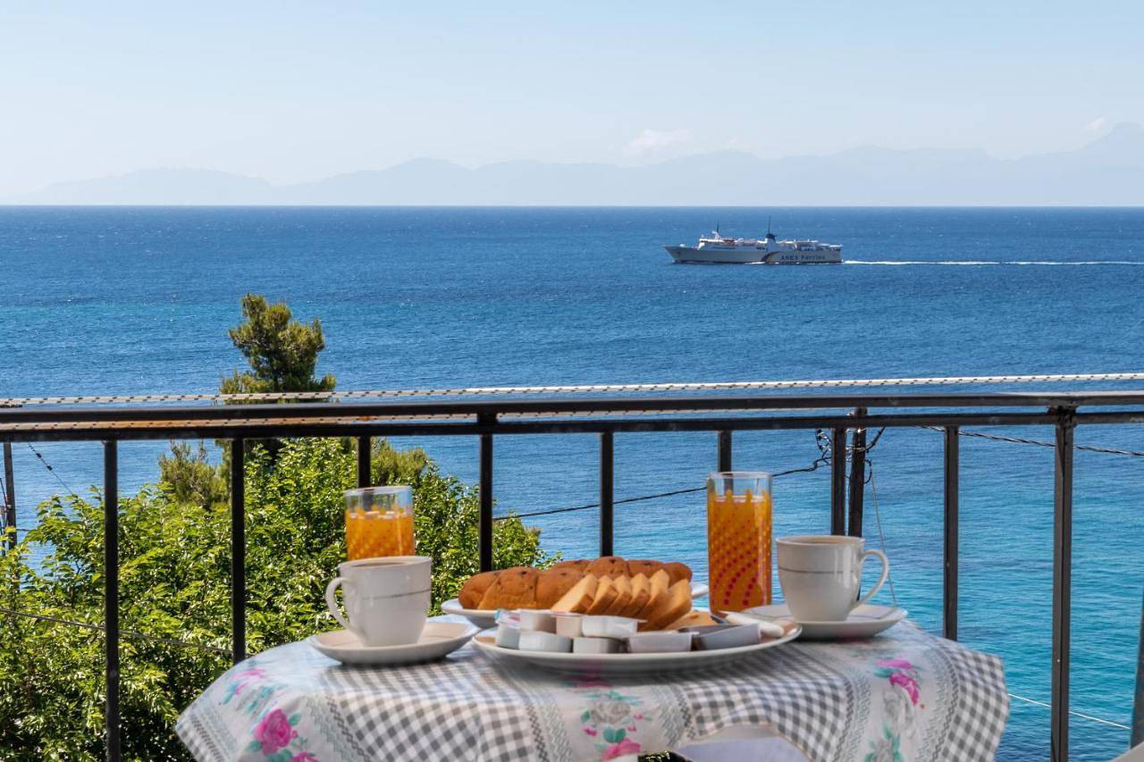 Triple Room with Sea View in Stafilos, Sporaden