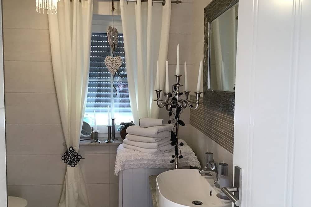 Ganze Wohnung, Ferienwohnung/App. für 4 Gäste mit 90m² in Bad Liebenstein in Bad Liebenstein, Rennsteig