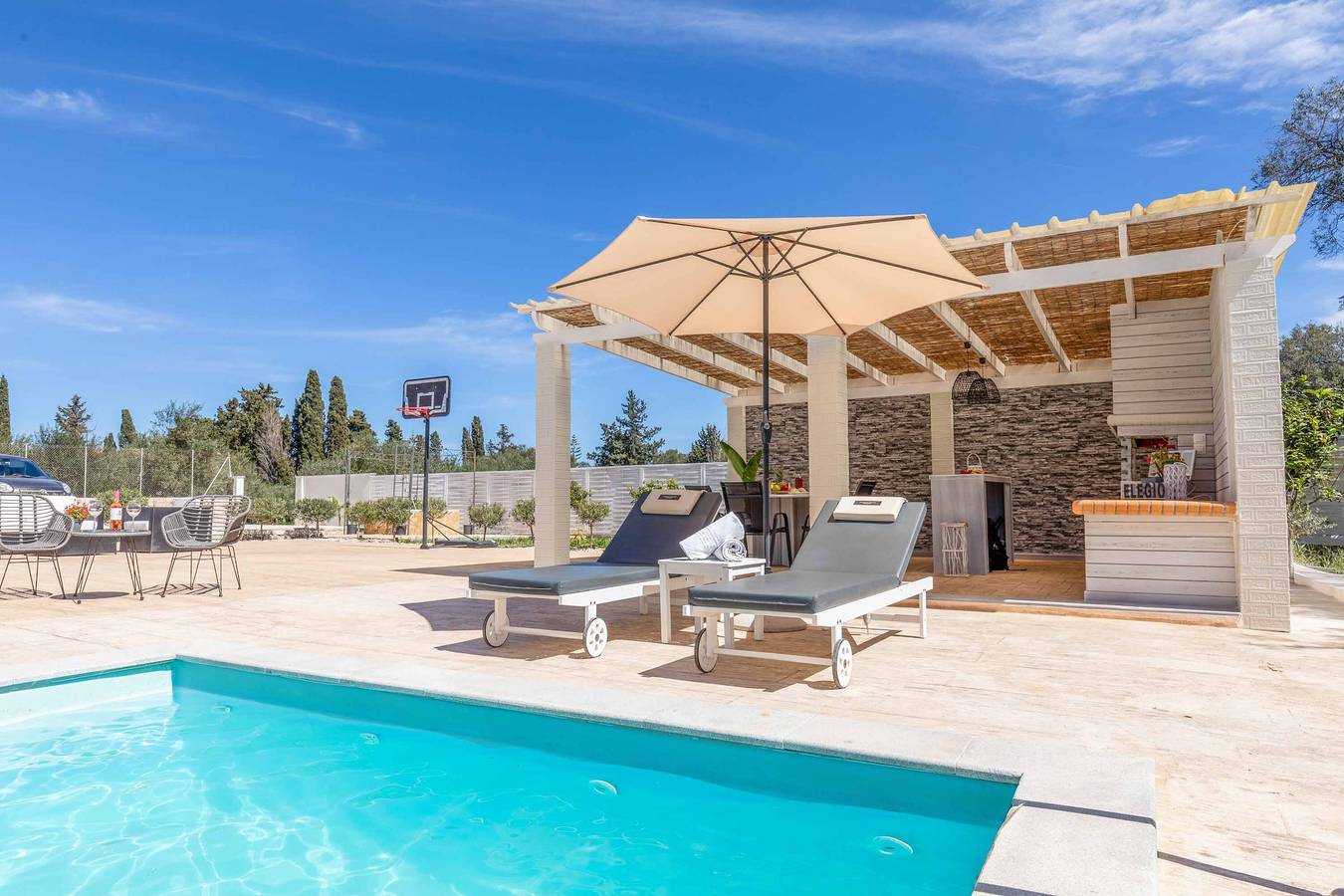 Villa Elegio in Kavos, Corfu