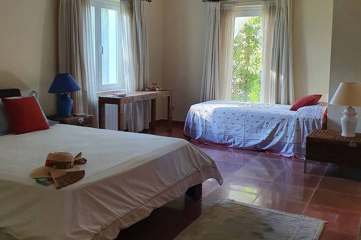 Generous luxury estate with 360° views and a spacious pool in Arriate, Málaga Provinz
