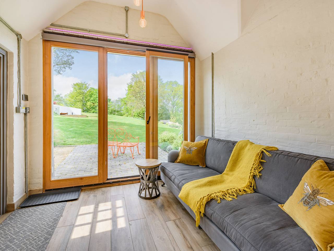 The Cottage High Wykehurst End in Ewhurst (Surrey), Surrey