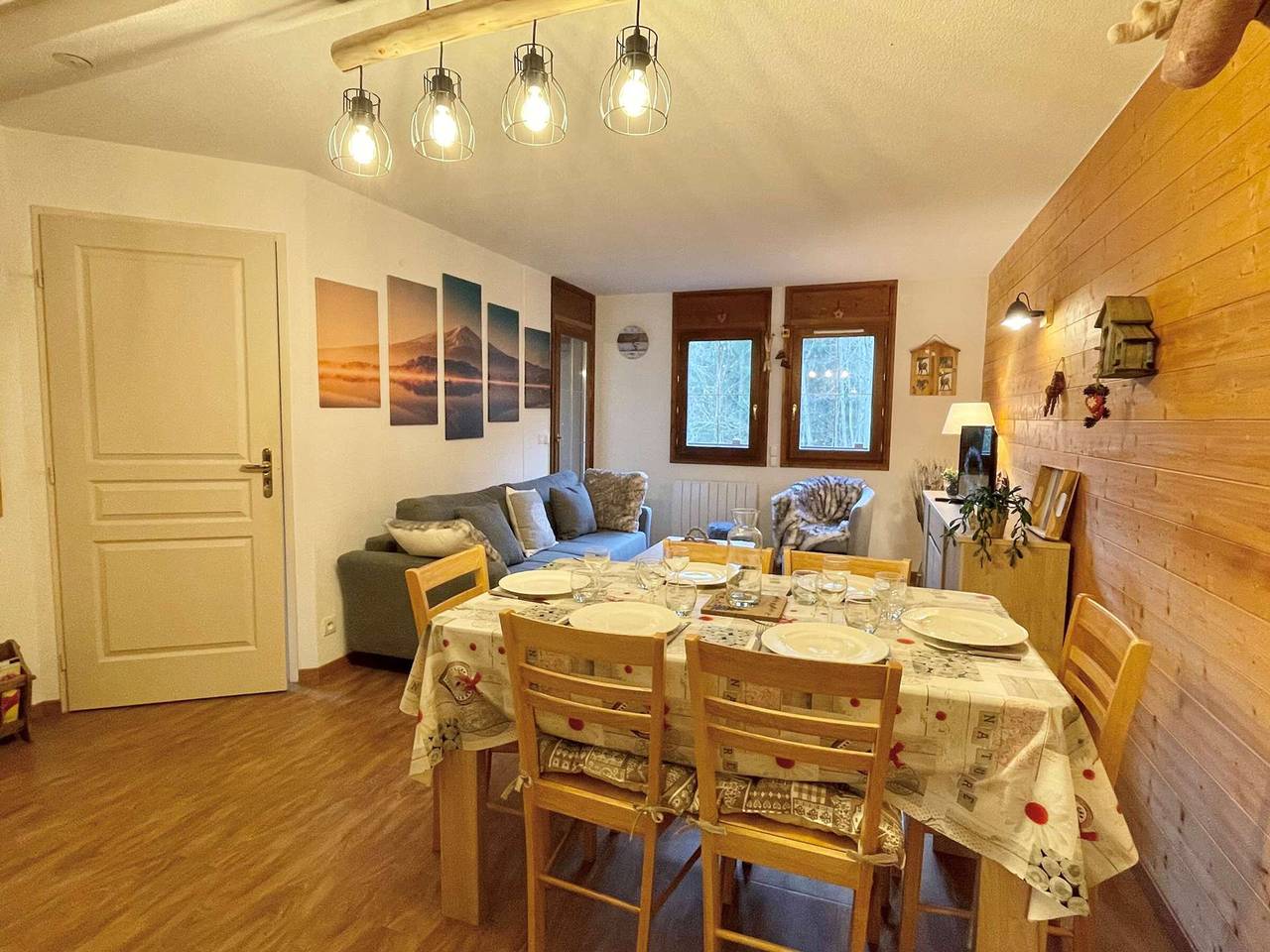 Apartamento entero, Apartamento cómodo en Flumet - Piscina, Parking, 2 hab, 6 pers in Flumet, Albertville region