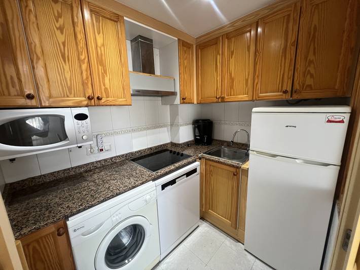 Apartamento entero, Apartamento de vacaciones para 6 personas con terraza in Playa Morro de Gos, Oropesa del Mar