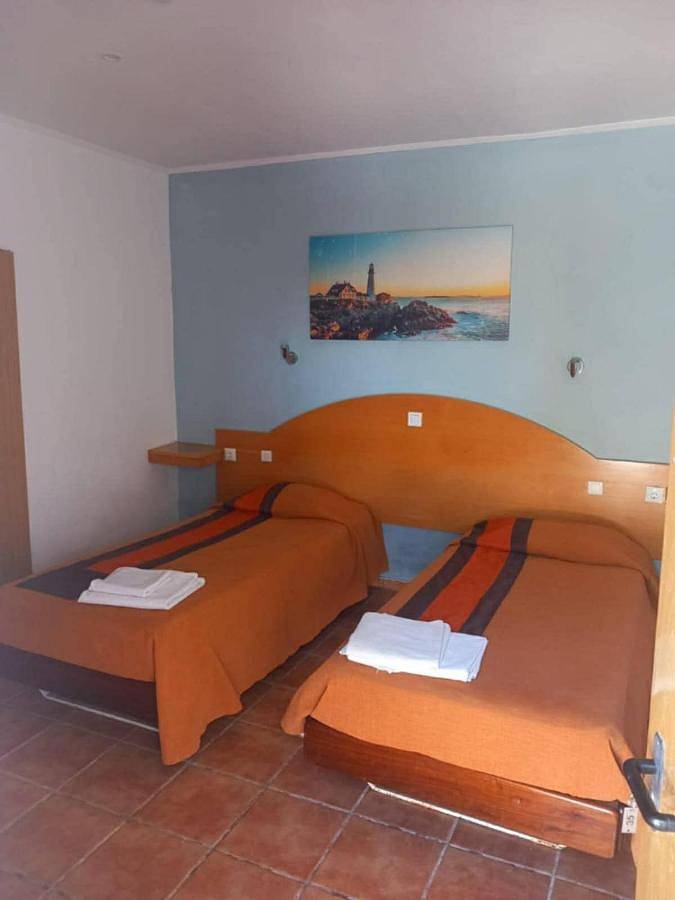 Gîte pour 3 personnes, avec bassin pour enfant et jardin ainsi que vue et piscine, animaux acceptés dans Ourique - 3