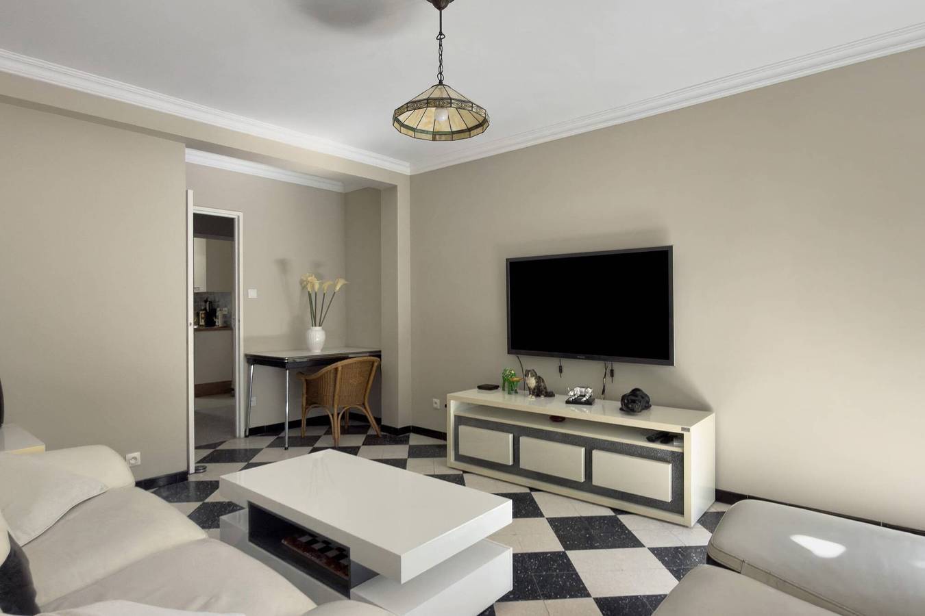 Apartamento entero, Apartamento “Cerca de la Playa” con terraza, jardín privado y Wi-Fi in La Ciotat, Marsella region