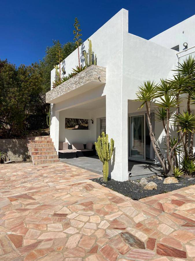Villa pour 12 personnes, avec vue ainsi que jardin et piscine, animaux acceptés à Ajaccio - 2
