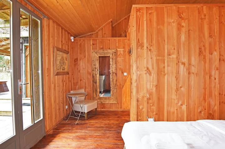 Wunderschöne charmante Holzvilla mit Pool, zwischen Becken und Meer in Lège-Cap-Ferret, Arcachon und Umgebung