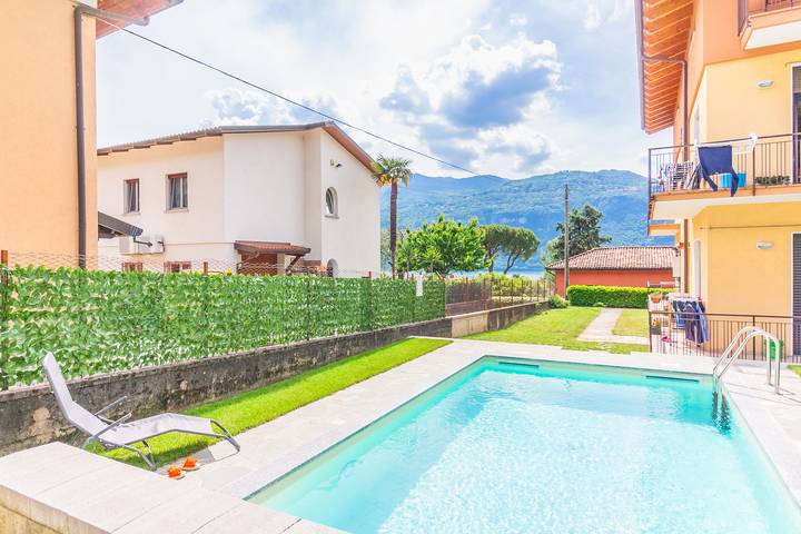 Gîte pour 4 personnes, avec balcon ainsi que vue sur le lac et jardin à Lierna - 3