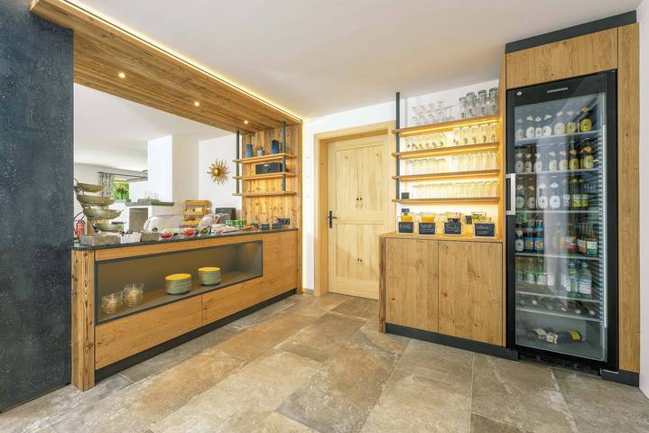 Ganze Ferienwohnung, Landhaus Lengg - (11) Familienzimmer mit Balkon im 2. Stock in Reit im Winkl, Bayerische Alpen