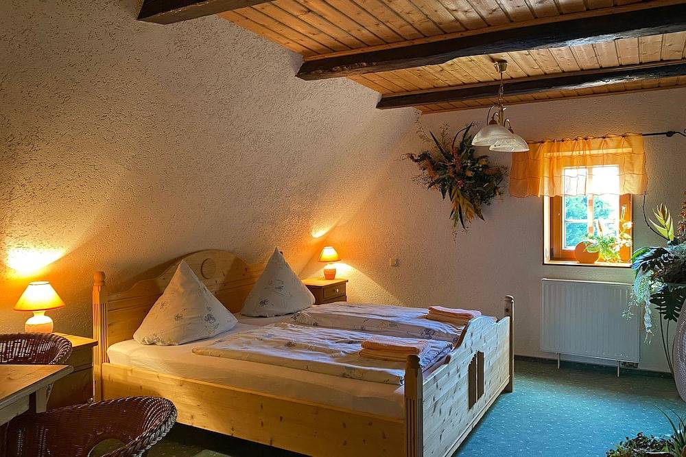 Ganze Wohnung, Doppelzimmer für 4 Gäste mit 33m² in Stolpen in Stolpen, Elbsandsteingebirge