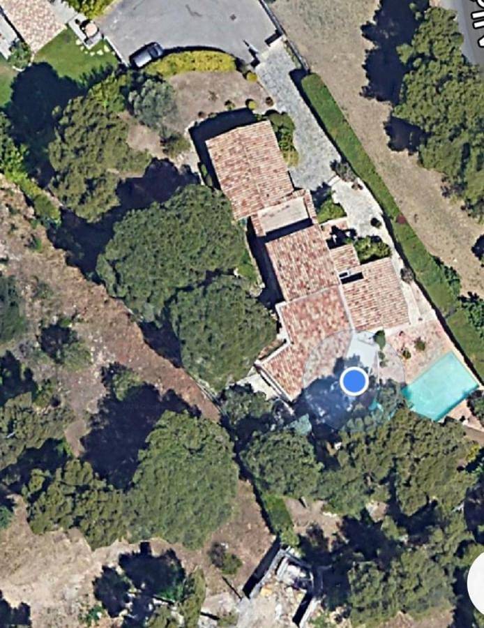 Location de vacances pour 10 personnes, avec piscine ainsi que jardin et vue dans La Pointe-Rouge - 4