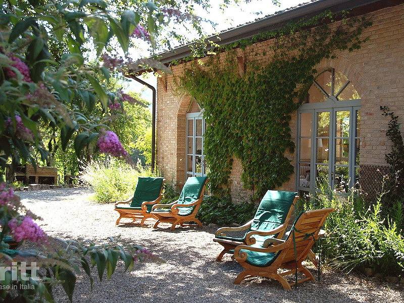 Tritt — 13 persoons vakantiehuis in Lugagnano Val d'Arda midden in een groene en levendige omgeving in Lugagnano Val D'Arda, Piacenza Provinz