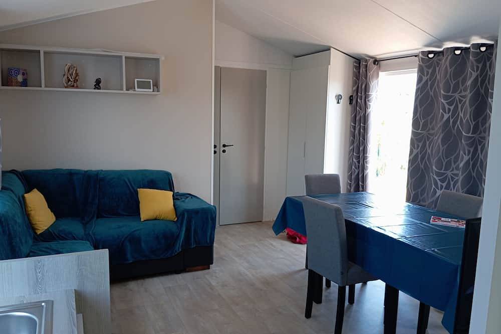Proche des plages du débarquement . Mobil-home neuf au bord de mer . in Saint-Benoît-de-l'Aure, Région de Bayeux