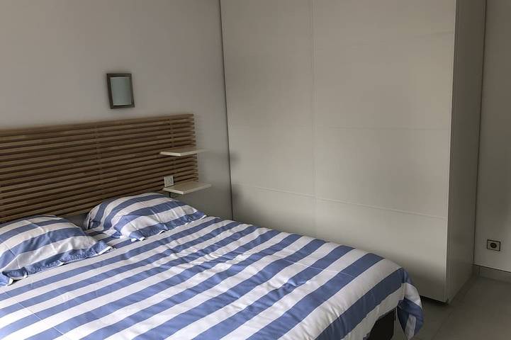 Gîte pour 6 personnes, avec terrasse dans Plage Benoît - 4