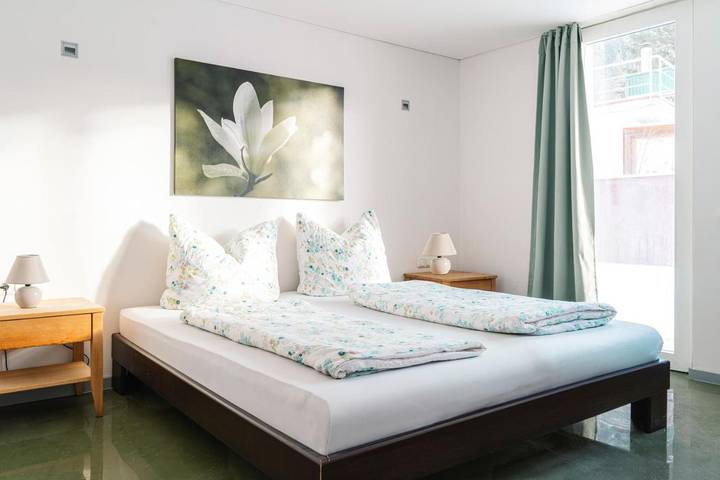 Ferienwohnung für 24 Personen, mit Balkon und Terrasse sowie Garten und Ausblick in Au