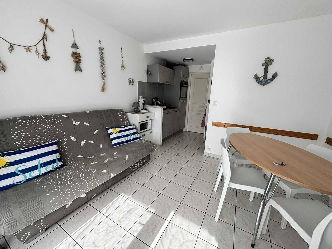 Appartement entier, Appartement T2 à 100m de la plage avec parking privatif in La Tranche-sur-Mer, Vendée