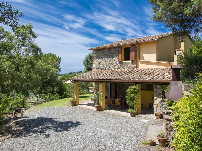 Ferienhaus für 6 Personen, mit Terrasse und Garten in Riparbella