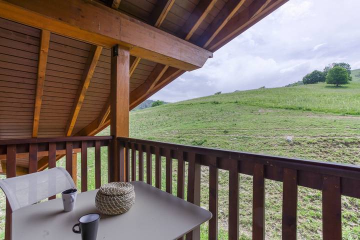 Gîte pour 4 personnes, avec piscine ainsi que sauna et balcon dans Office De Tourisme Du Corbier - 3