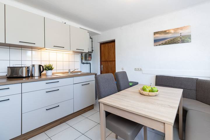Ferienhaus für 6 Personen, mit Terrasse und Garten in Gammendorf - 3