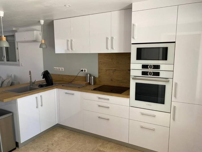 Location de vacances pour 6 personnes, avec jardin ainsi que vue et piscine à Cladech - 3