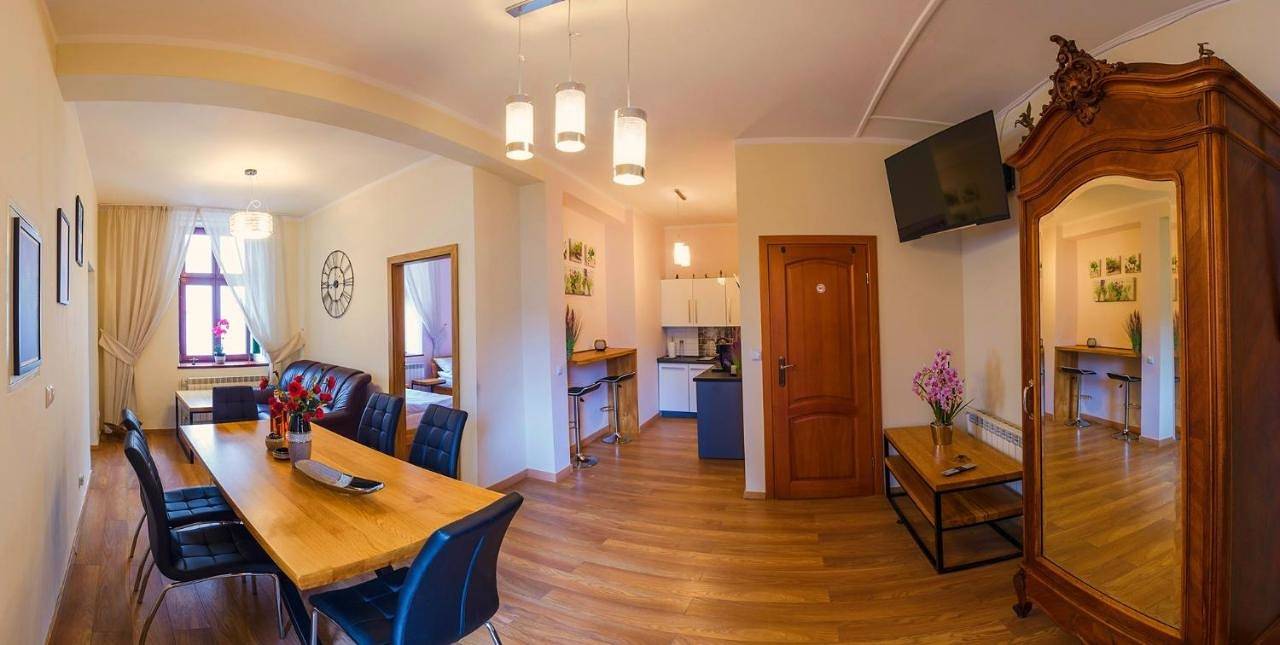 Cały apartament, Two-Bedroom Apartment in Wadowice, Małopolska