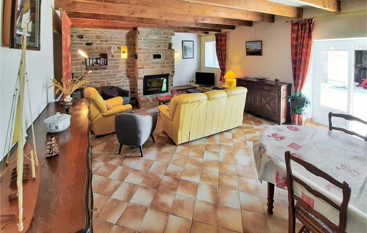 Location de vacances pour 7 personnes, avec terrasse à Clohars-Carnoët - 2