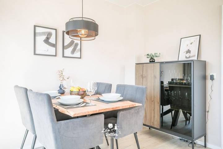 Ganze Wohnung, Moderne Ferienwohnung "Haus Luv 4" in Büsum - nur 50 m vom Strand entfernt in Büsum, Kreis Dithmarschen