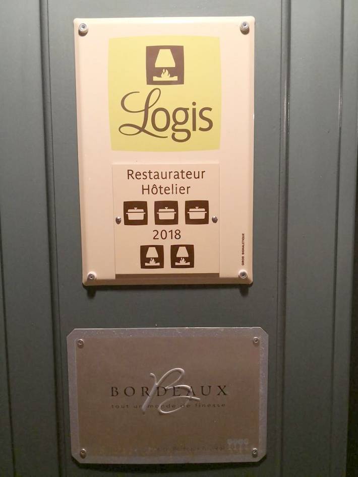 Hôtel pour 4 personnes, avec terrasse à Rochechouart - 3