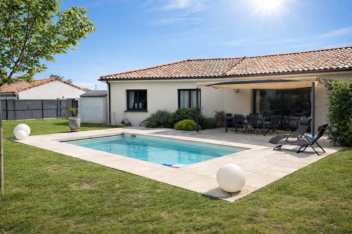 Location de vacances pour 8 personnes, avec piscine à Gragnague