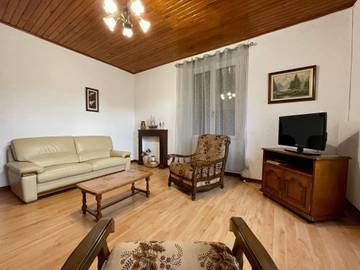 Gîte pour 6 Personnes dans Solignac-sur-Loire, Haute-Loire, Photo 1