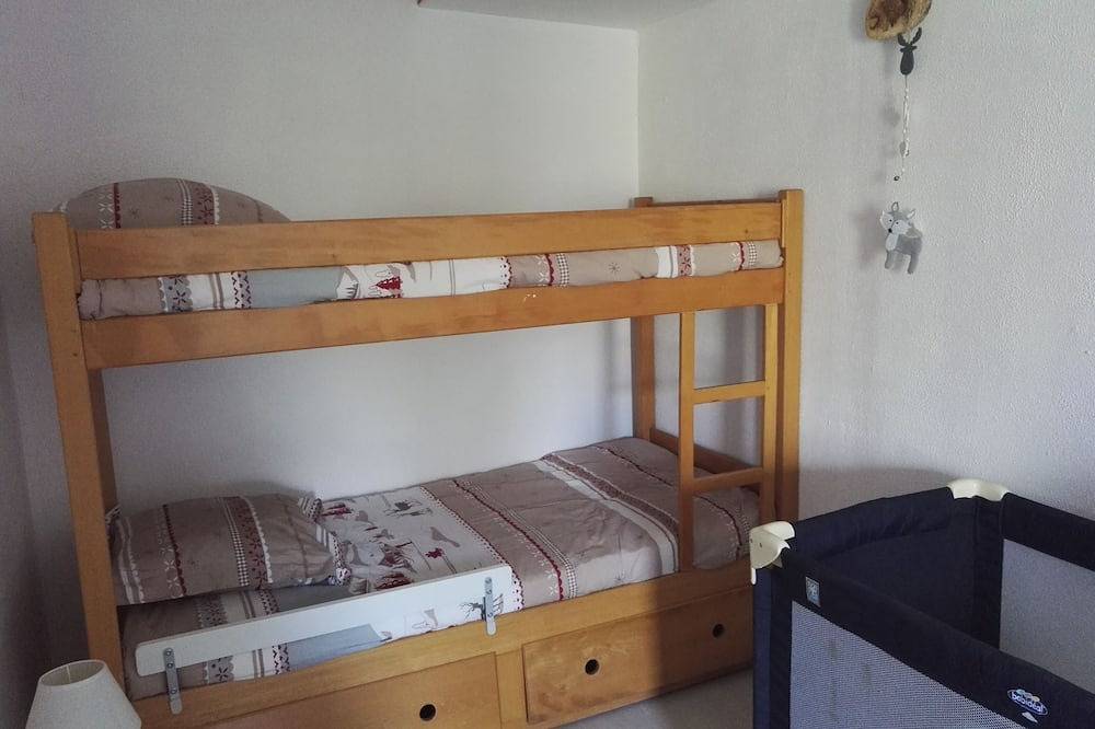 Gîte juqu'à12 personnes  en pleine nature in Seyne-les-Alpes, Alpes-de-Haute-Provence
