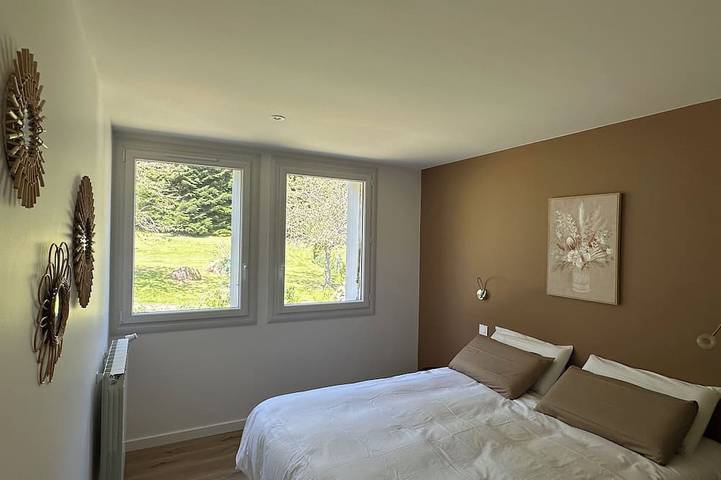 Location de vacances pour 8 personnes, avec jardin à Le Bez - 2