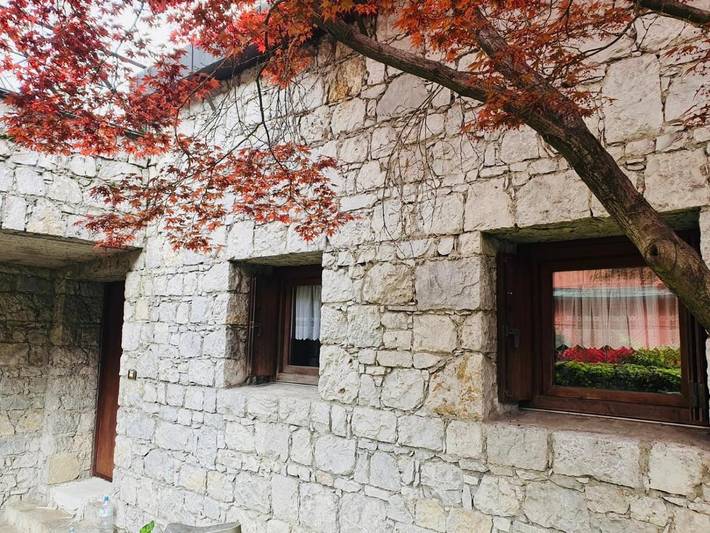 Location de vacances pour 3 personnes, avec jardin à Capo di Ponte - 2