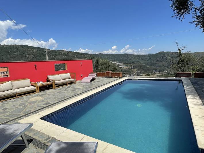 Ferienhaus für 4 Personen, mit Terrasse und Ausblick sowie Garten in Pietrabruna - 2