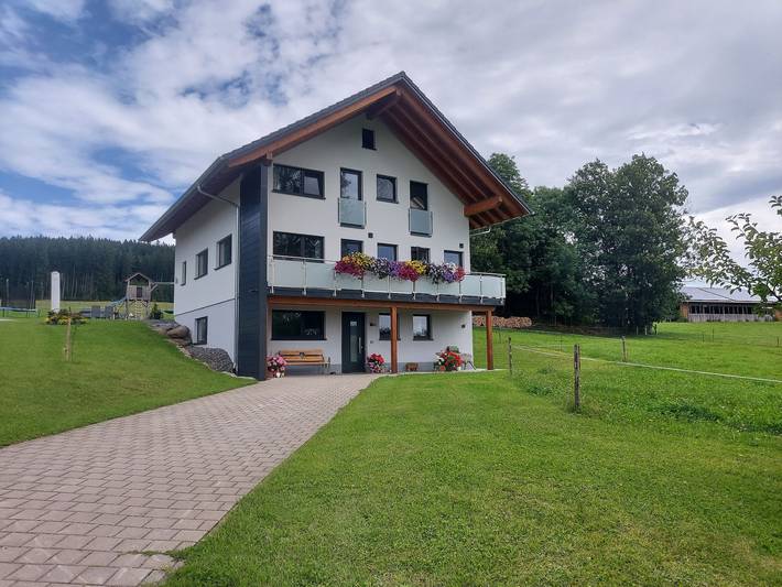Ferienwohnung für 4 Personen, mit Garten
