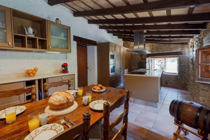Chalet para 10 personas, con Terraza y Jardín en Garrotxa - 2