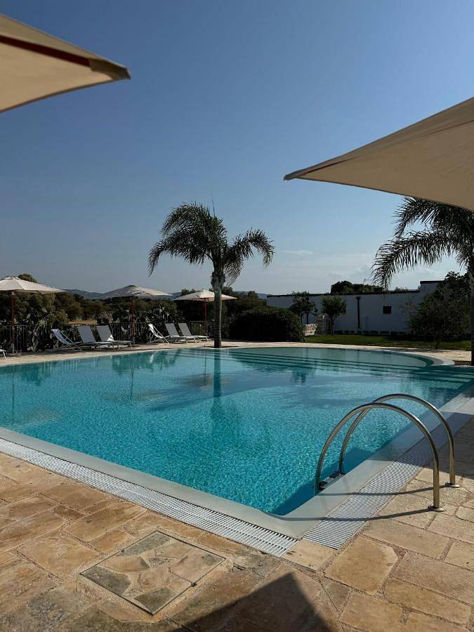 Appartamento per 2 persone, con Terrazza e Giardino nonché Piscina a Rosa Marina
