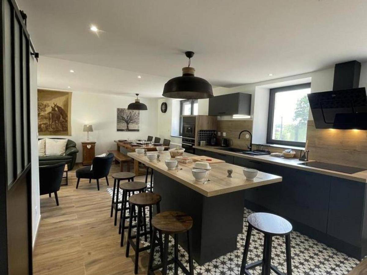 Gîte cosy en forêt avec terrasse, proche étang et loisirs, 3 chambres, wifi, plancha et parking - Fr-1-489-453 in Cérilly, Région de Montluçon