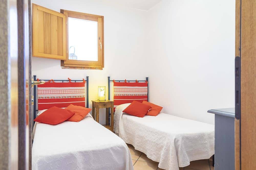 Ganze Wohnung, Residenz Rocca Rosa mit Pool und Blick auf das Meer, Spa, Wi-Fi, Klimaanlage, Grill in Lu Fraili di Sopra, San Teodoro