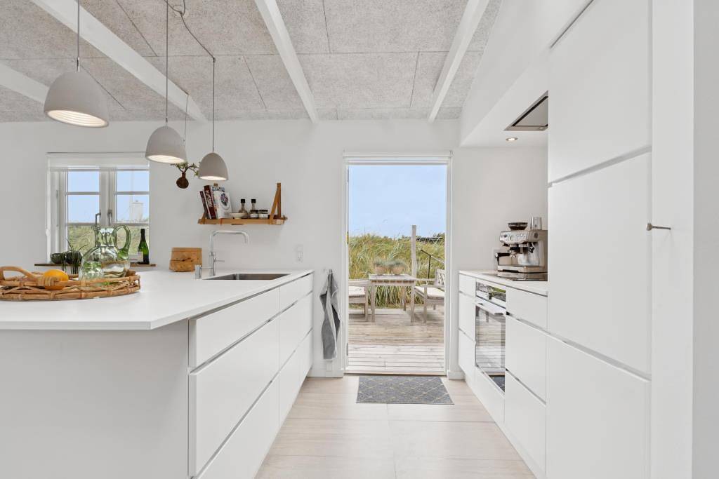 Helles und gemütliches Ferienhaus mit Wildnisbad in Søndervig, Holmsland Klit