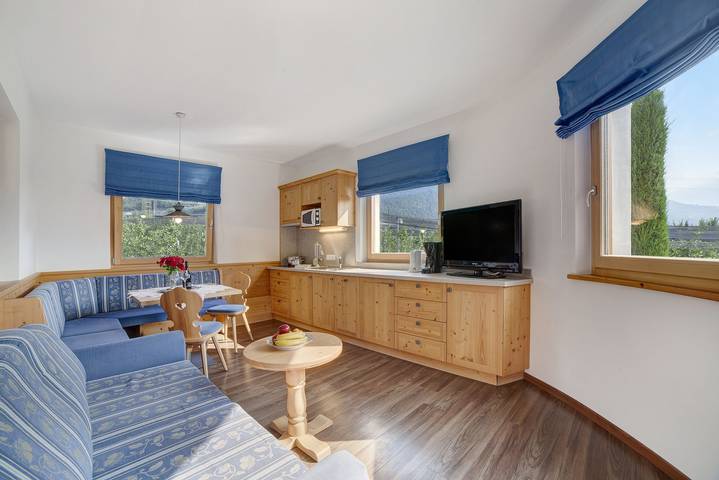 Ferienwohnung für 2 Personen, mit Garten und Balkon in Algund - 3