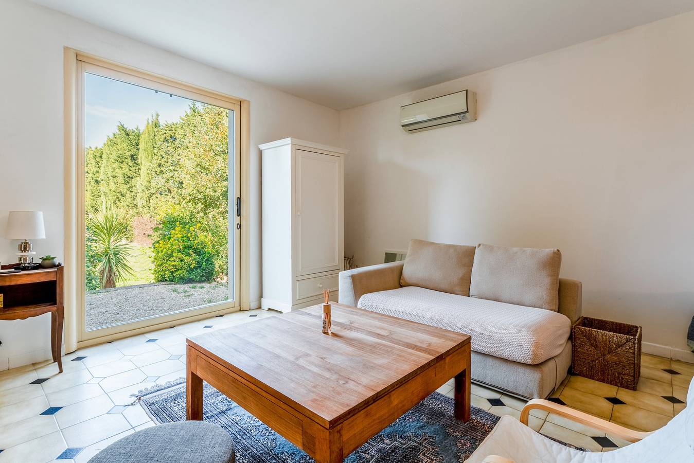 Casa de vacaciones 'Azotea en la Provenza' con terraza privada, Wi-Fi y aire acondicionado in Eyragues, Region de Arles