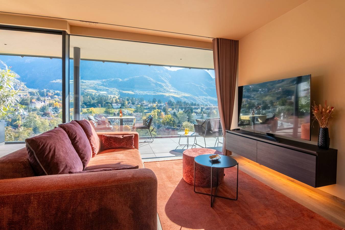 Appartamento intero, Appartamento 'Levita Living Freiheit' con vista sulle montagne e terrazza privata in Comune di Tirolo, Gruppo Tessa