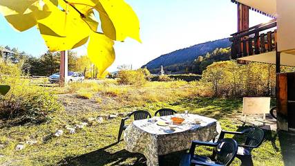 Gîte pour 6 personnes, avec vue et terrasse, animaux acceptés dans Station De Ski Pelvoux Vallouise